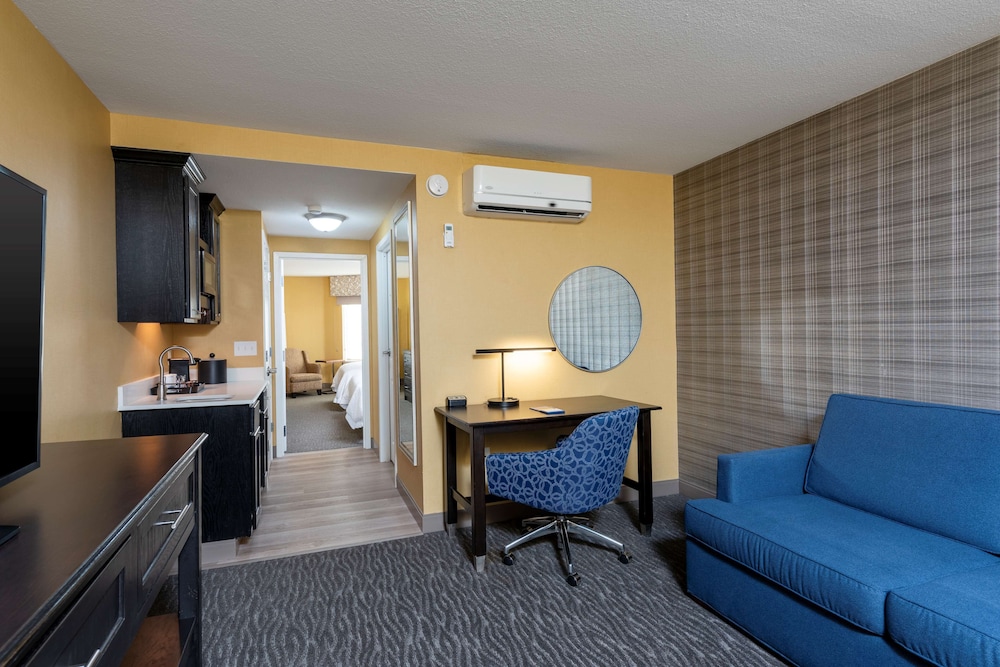 hampton inn holland
