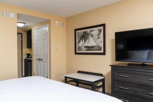 hampton inn holland