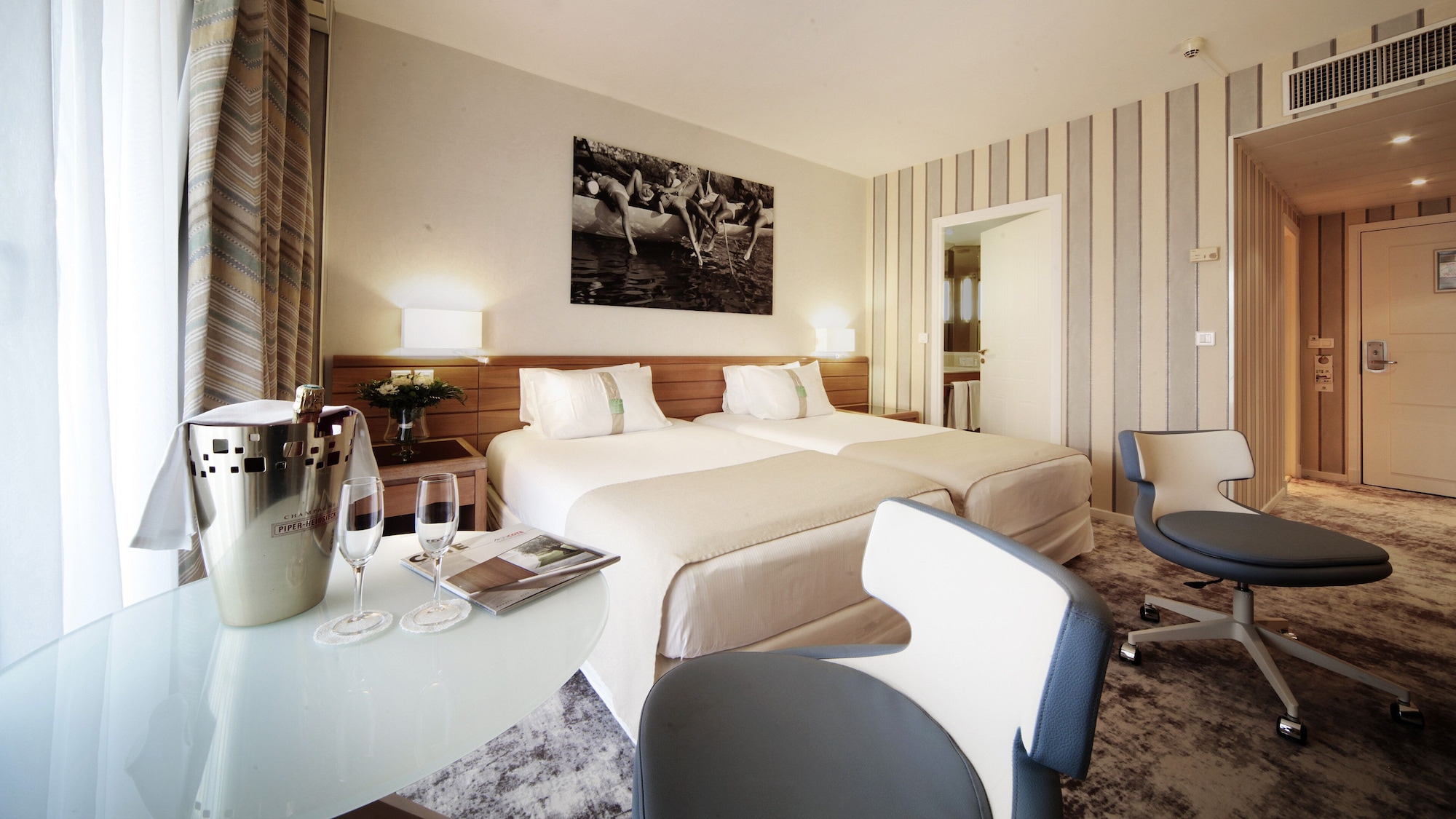holiday inn nice port st laurent by ihg