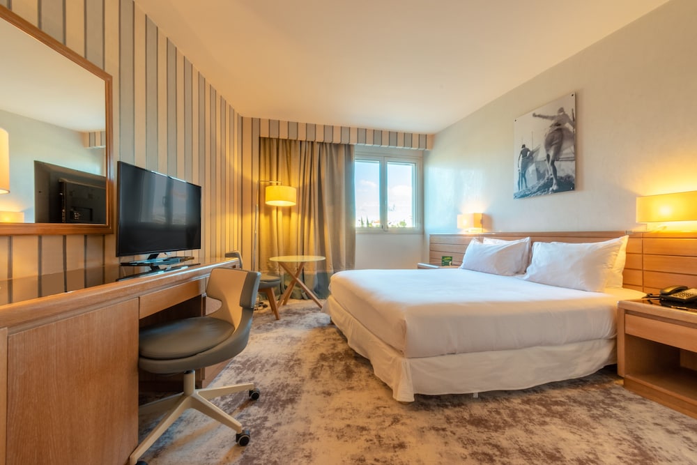 holiday inn nice port st laurent by ihg
