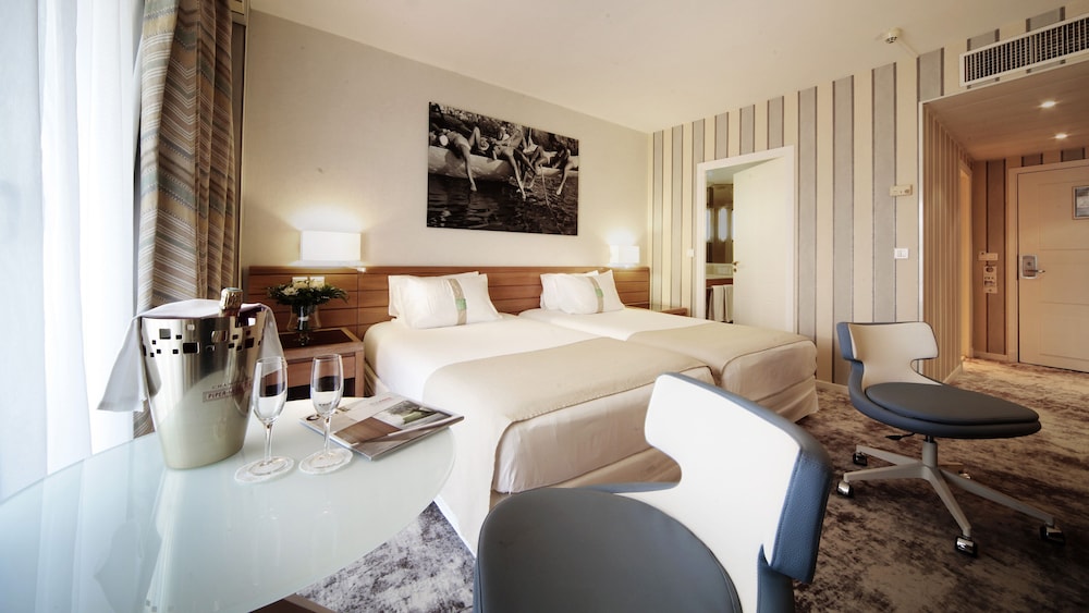 holiday inn nice port st laurent by ihg