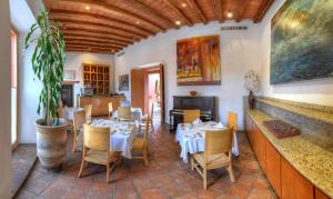 hotel la casona de tita adults only