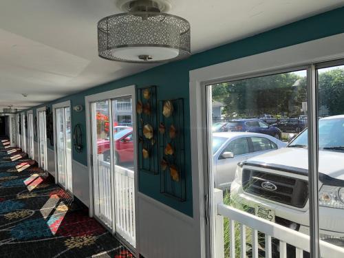 seacoast inn
