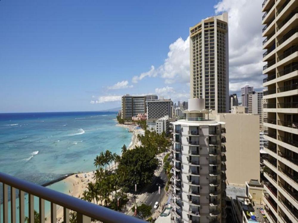 alohilani resort waikiki beach