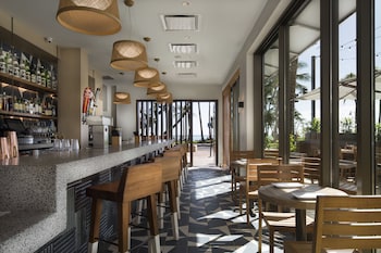 alohilani resort waikiki beach