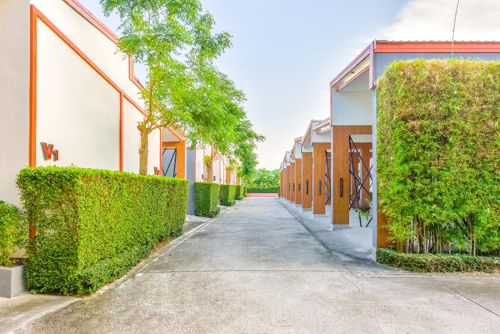 get link hip hua hin hotel