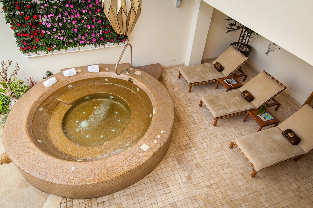 hotel mansion del conde adults only