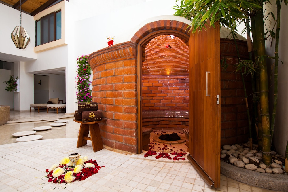 hotel mansion del conde adults only