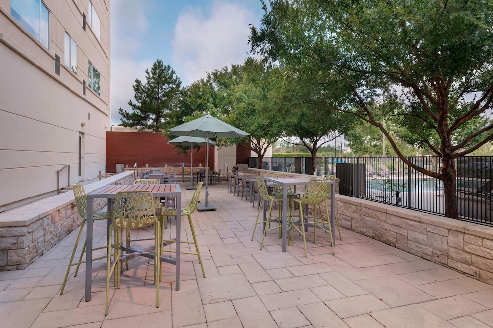 element houston vintage park