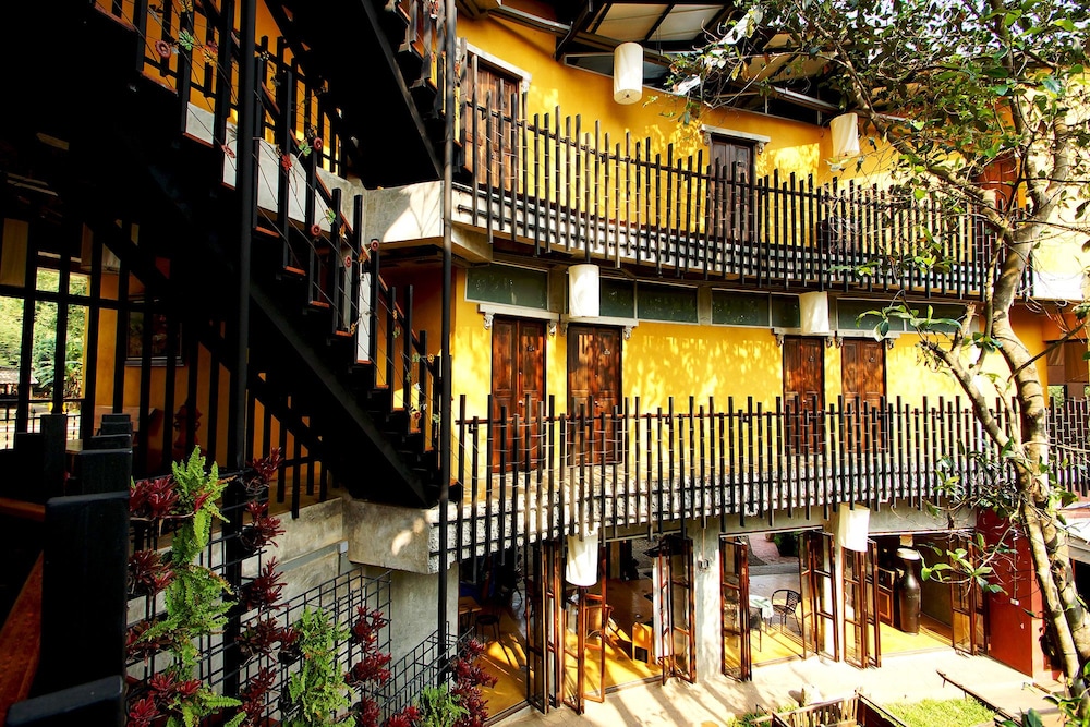 hern lhin natural resort