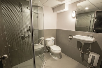 jellybean the blocks hostel sukhumvit 10