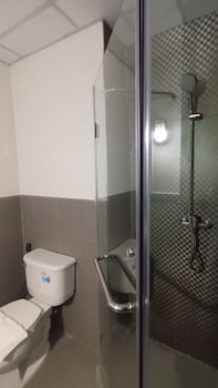 jellybean the blocks hostel sukhumvit 10