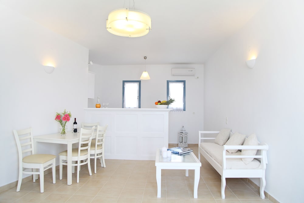 athiri santorini hotel