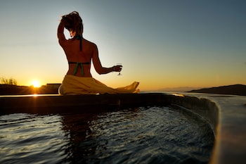 Athiri Santorini Hotel,Imerovigli>>Fira,3 star