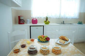athiri santorini hotel