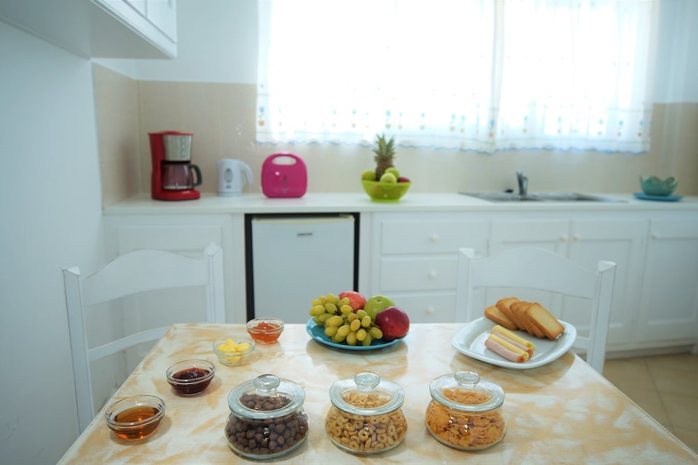 athiri santorini hotel