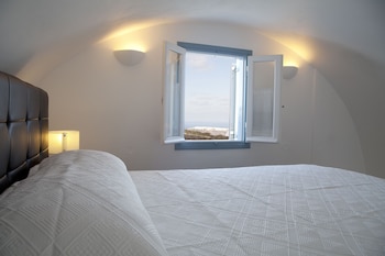 Athiri Santorini Hotel,Imerovigli>>Fira,3 star
