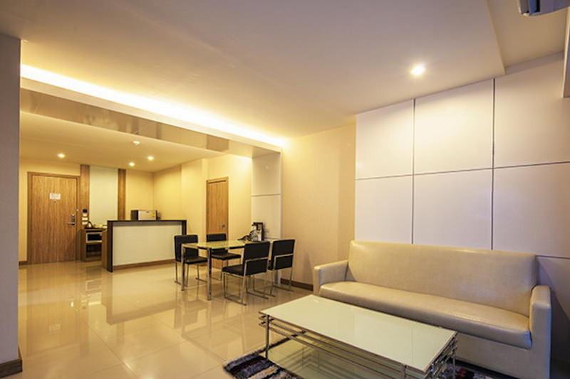 Golden City Rayong,Rayong>>Pattaya,4 star