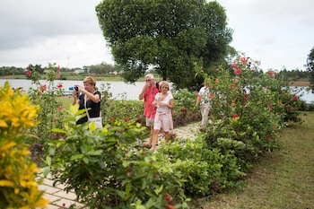 Hue Riverside Boutique Resort & Spa,Thua Thien-Hue Province>>Hue,4 star