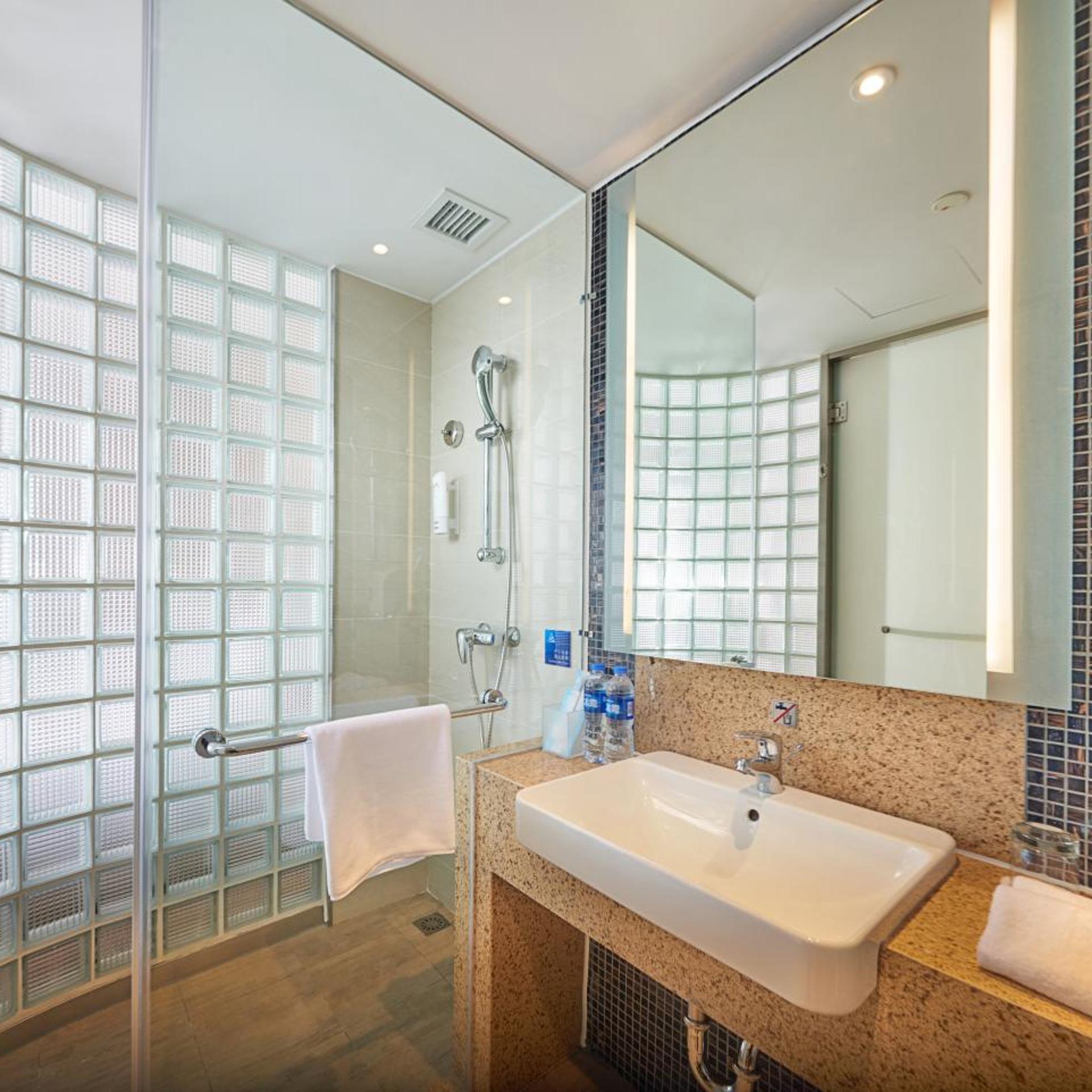 holiday inn express shanghai jiading industry park by ihg