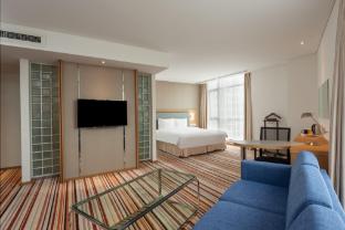 holiday inn express shanghai jiading industry park by ihg