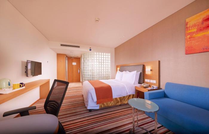 holiday inn express shanghai jiading industry park by ihg