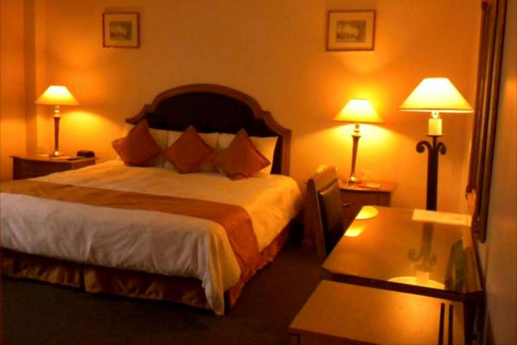 best western centro cadereyta