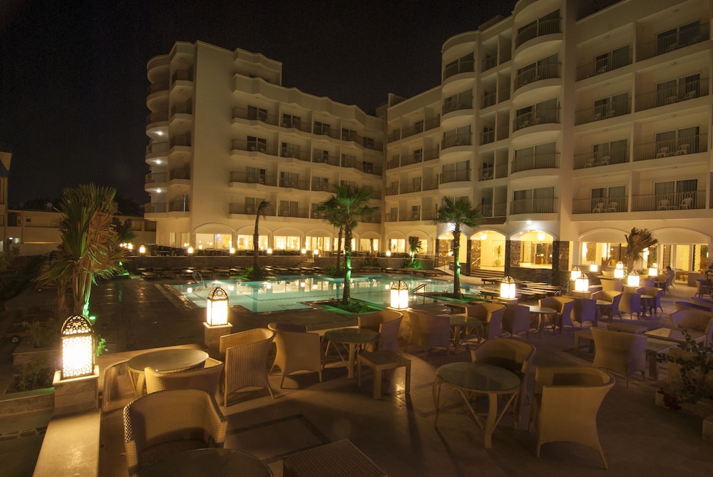 royal star beach resort