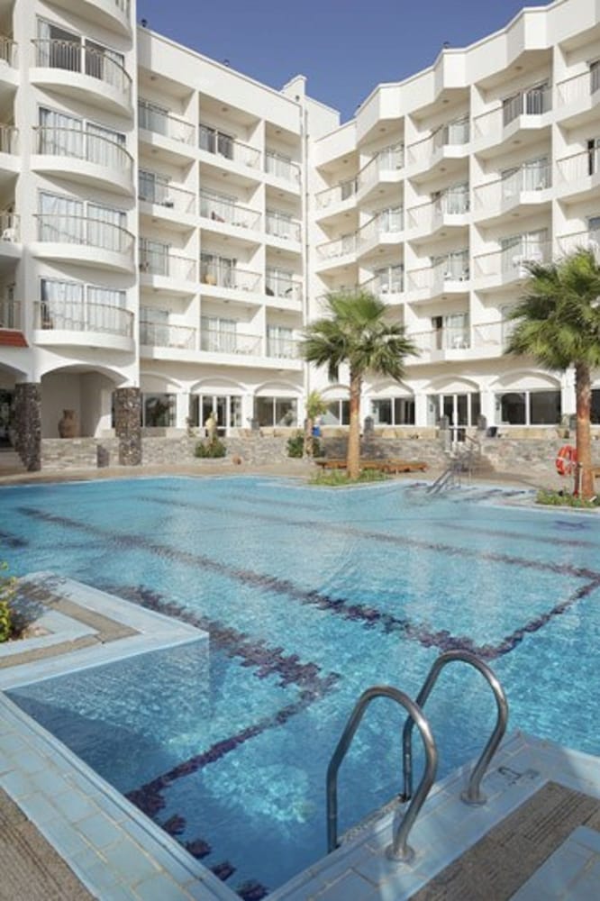 royal star beach resort