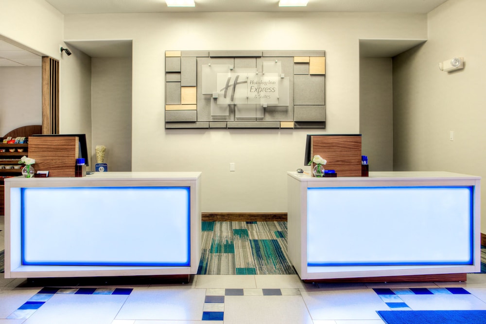 holiday inn express and suites hutto