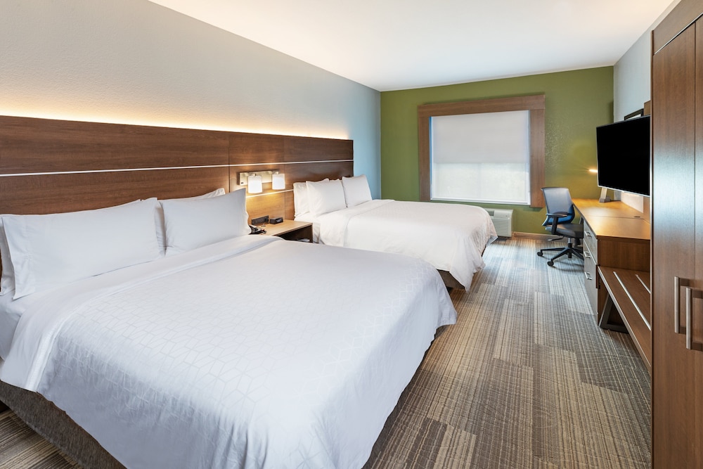 holiday inn express and suites hutto