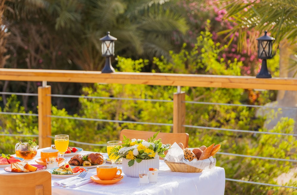 ein gedi kibbutz hotel