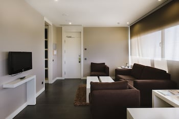 rafaelhoteles forum alcala