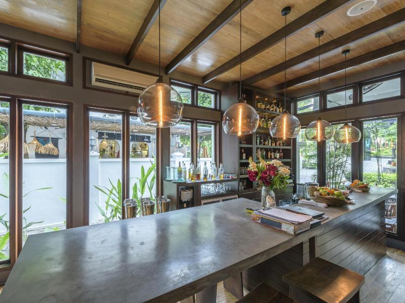 The Colony Hotel,Kerobokan>>Bali,5 star