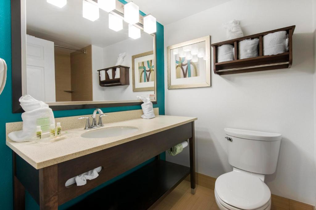 holiday inn savannah s i 95 gateway by ihg