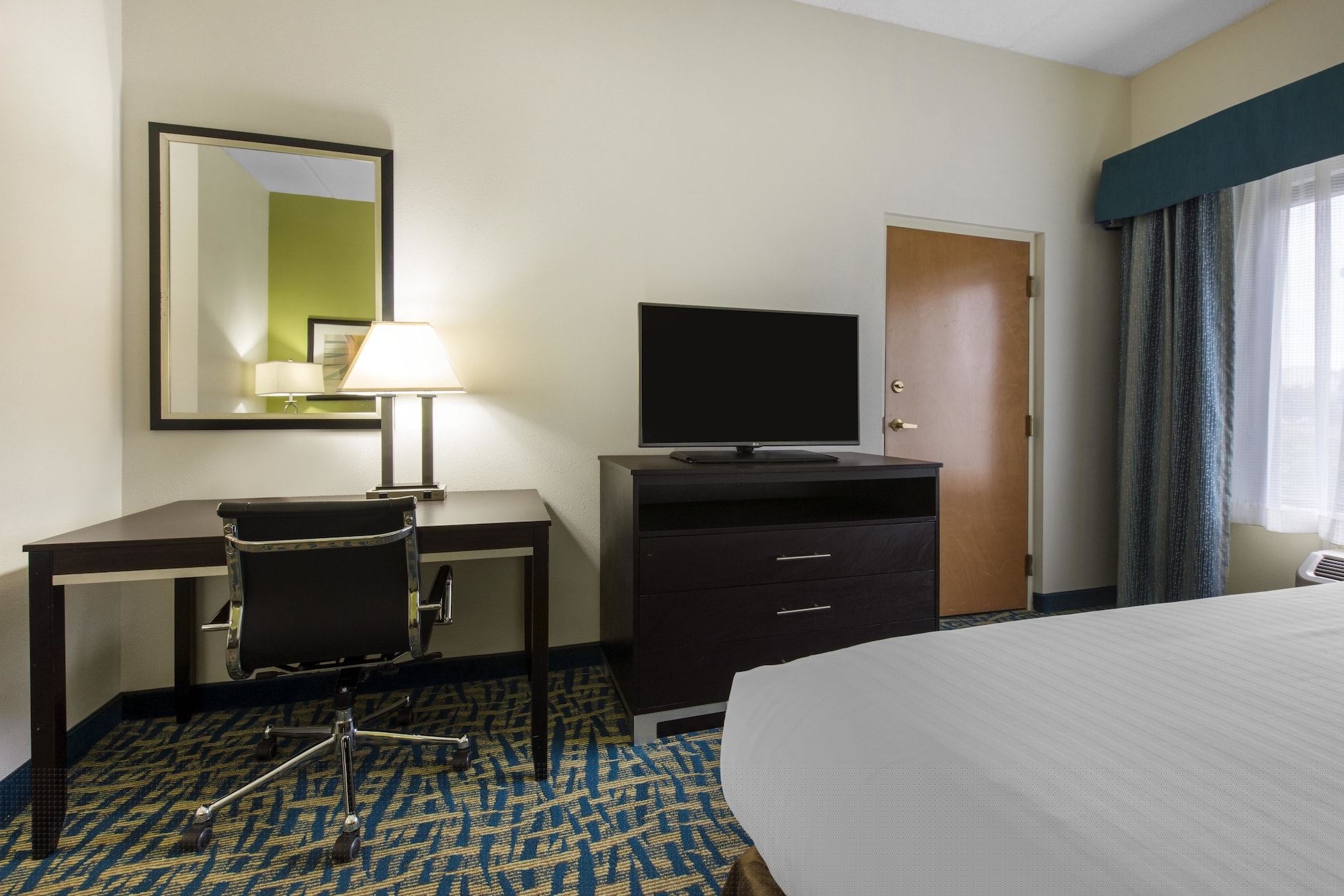 holiday inn savannah s i 95 gateway by ihg
