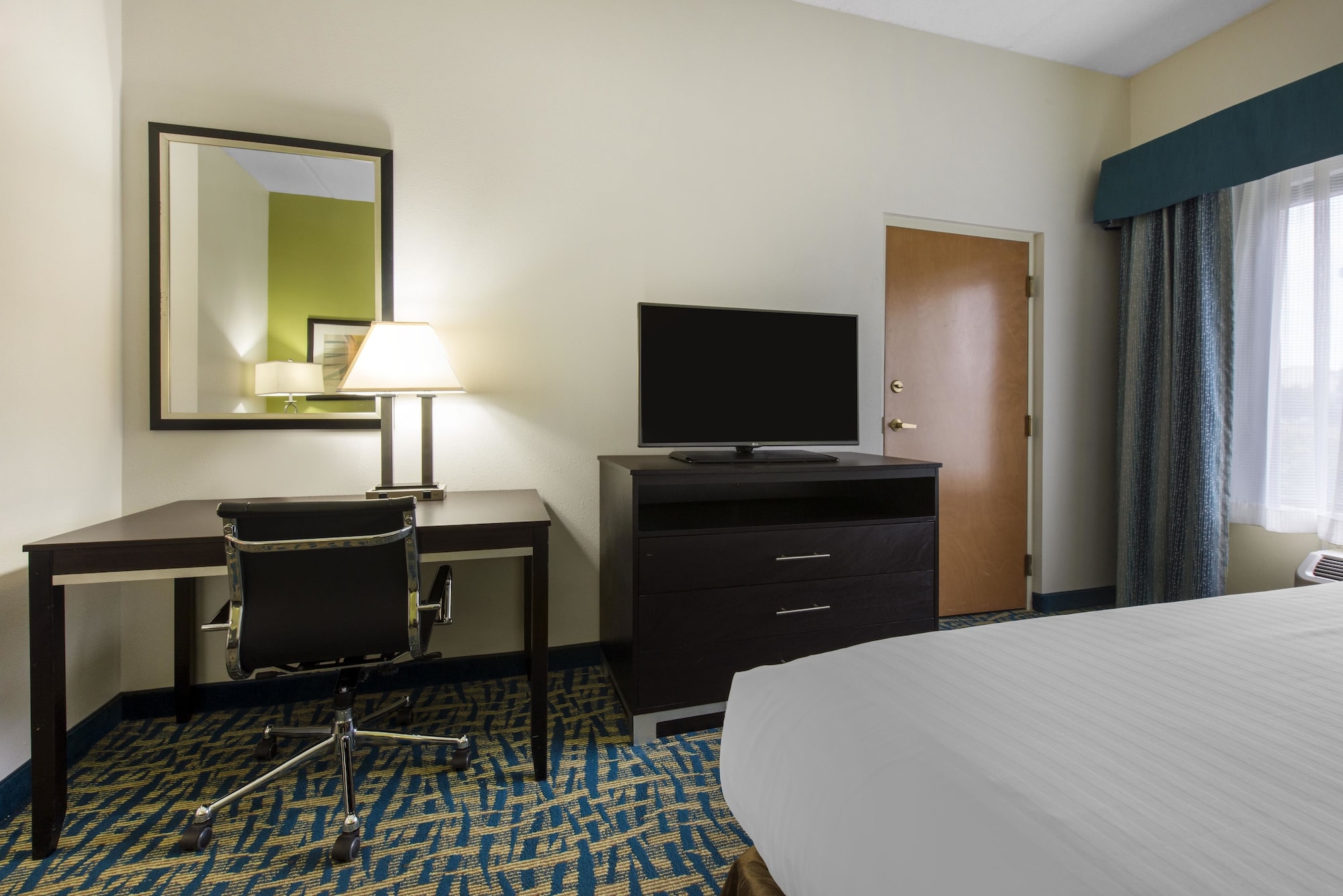 holiday inn savannah s i 95 gateway by ihg