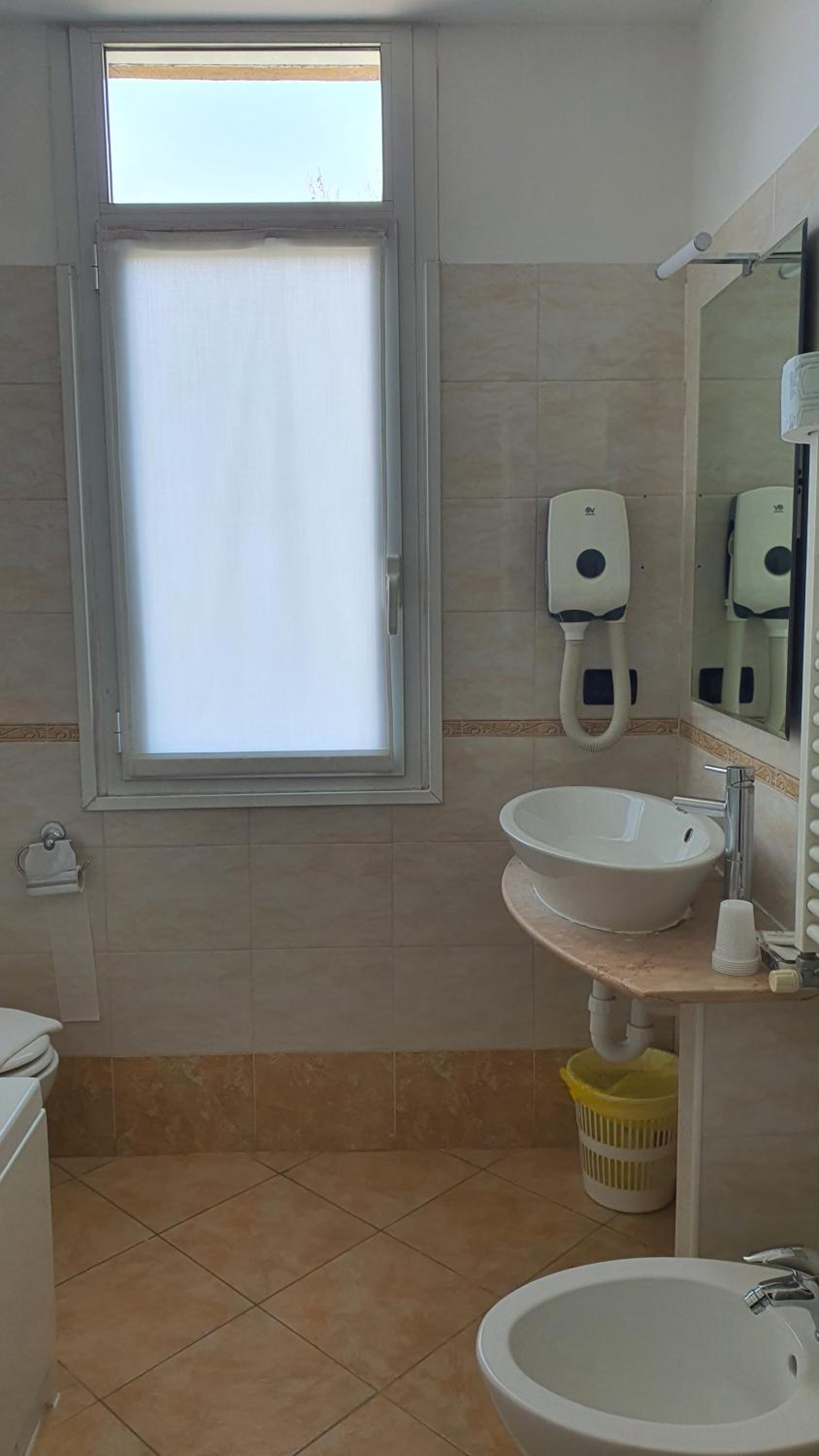 hotel laguna residence