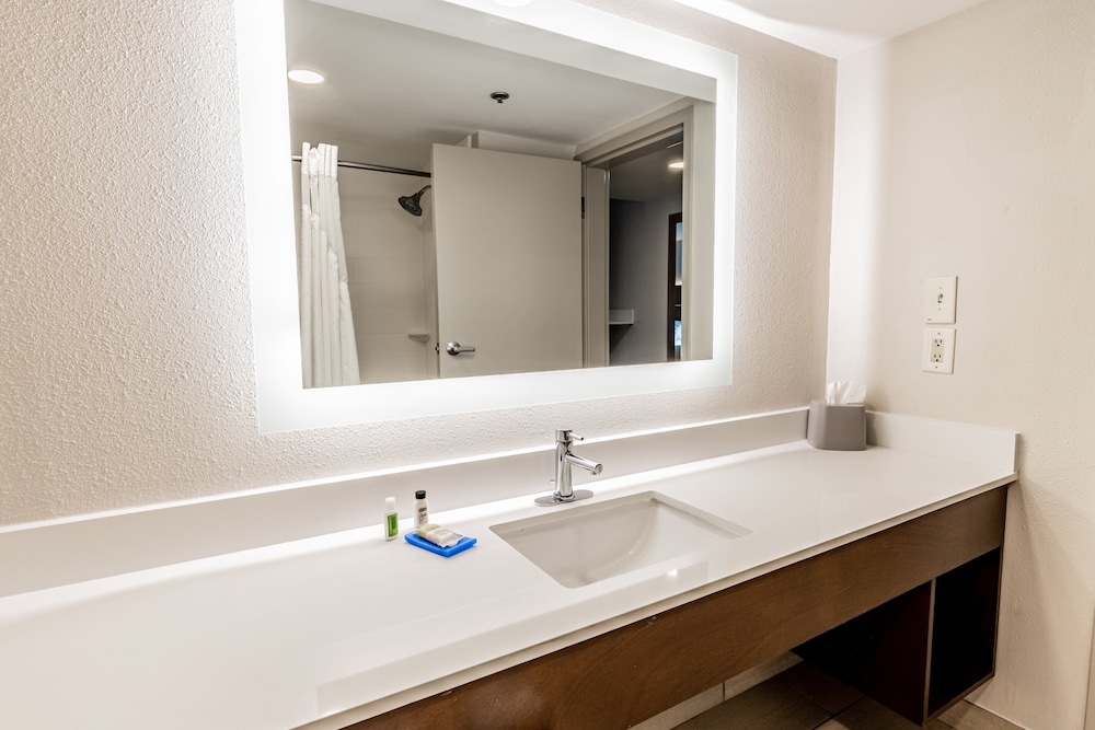holiday inn express indianapolis south by ihg