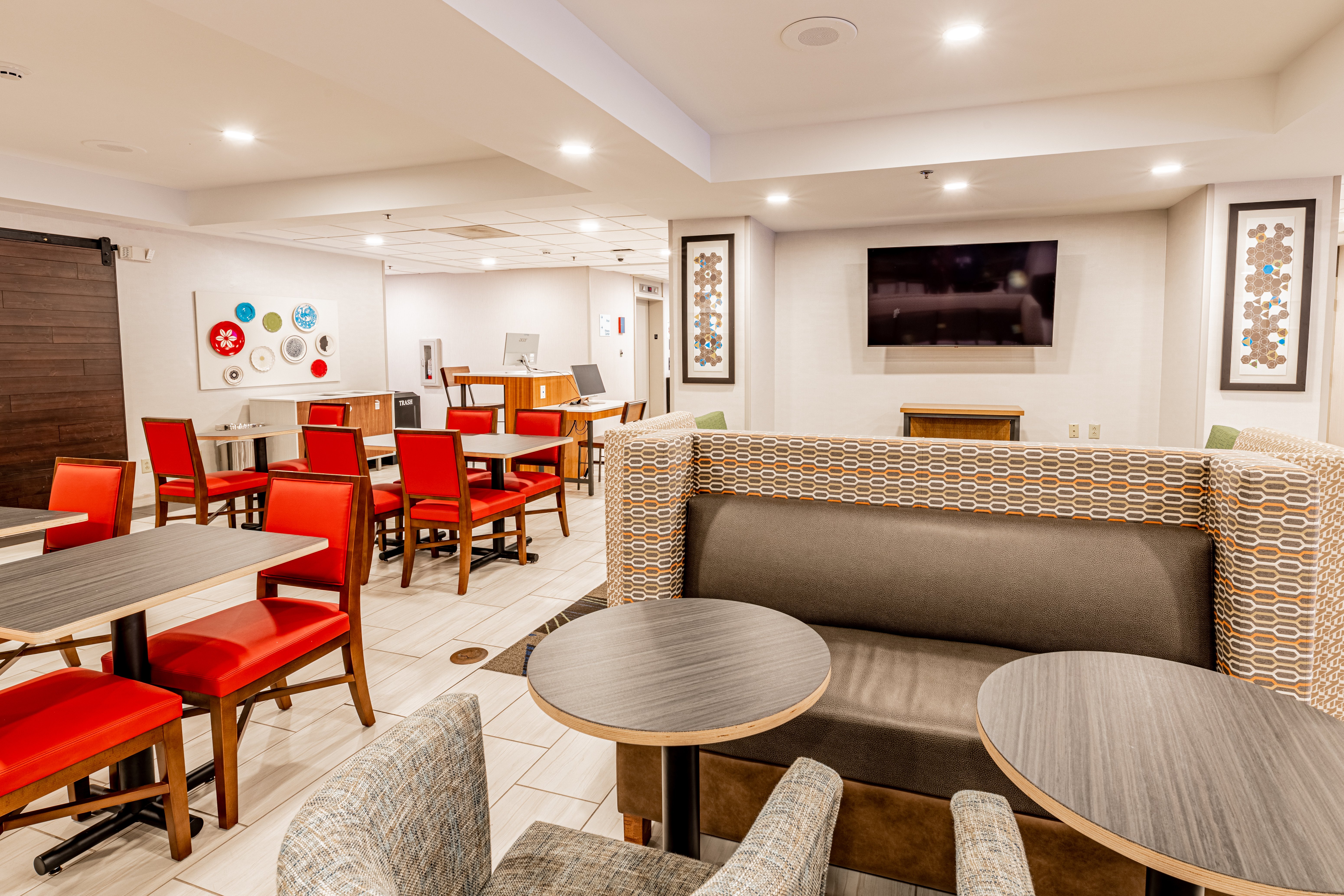 holiday inn express indianapolis south by ihg
