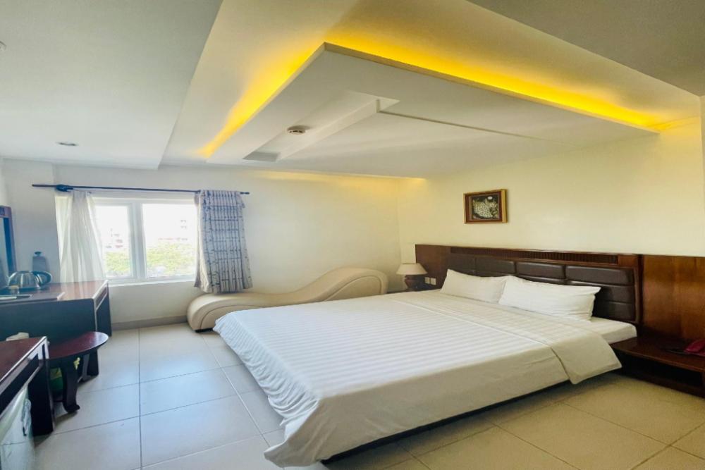 binh hung hotel