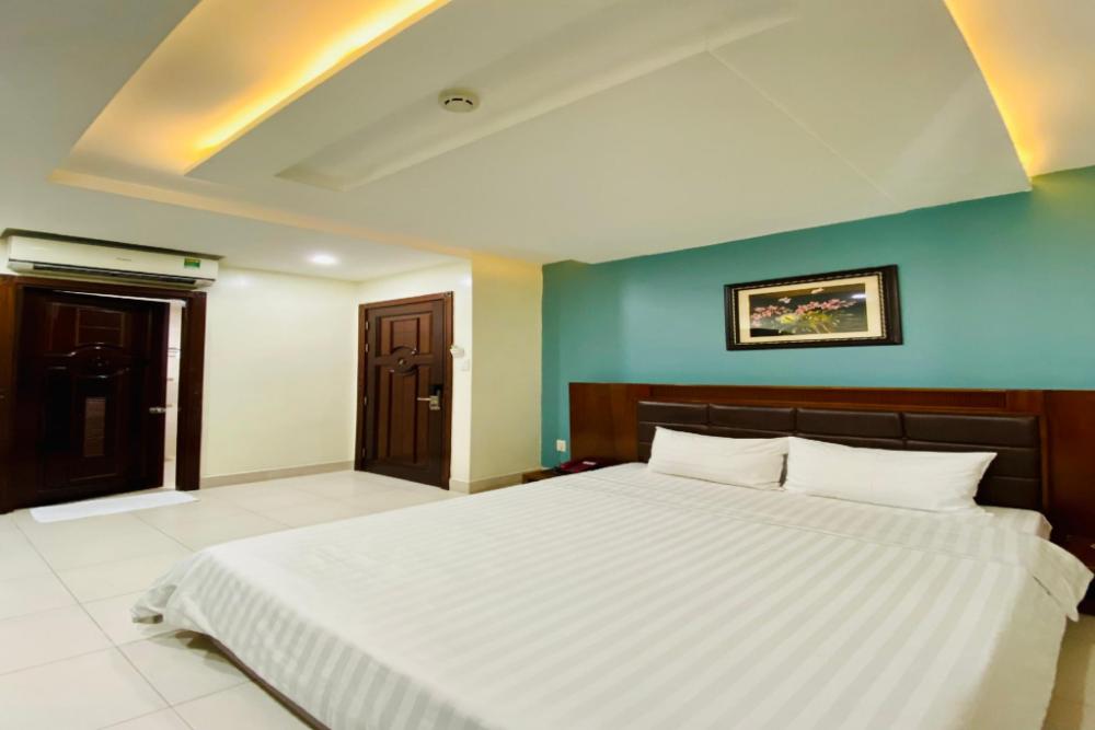 binh hung hotel