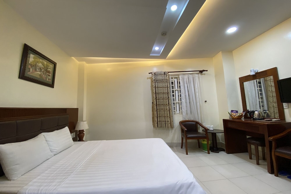 binh hung hotel