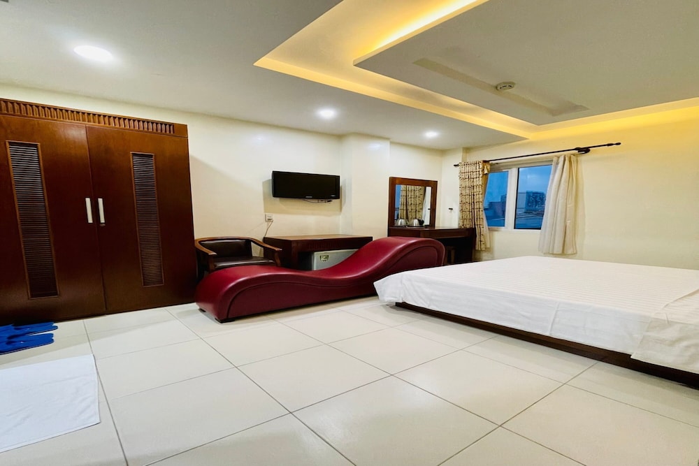 binh hung hotel