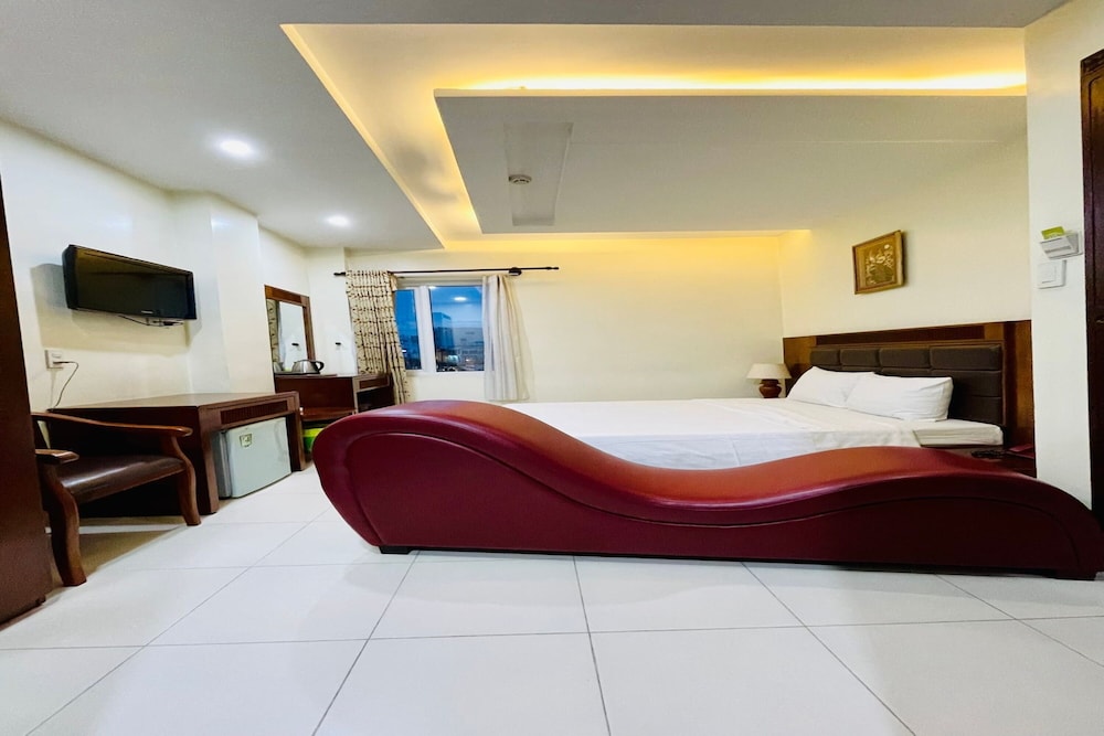 binh hung hotel