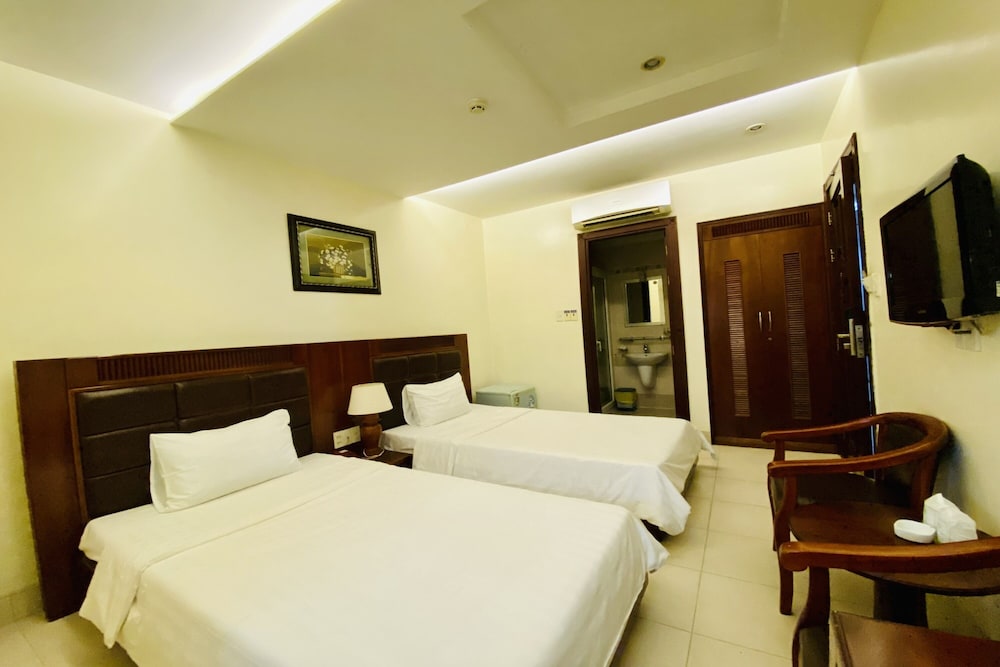 binh hung hotel