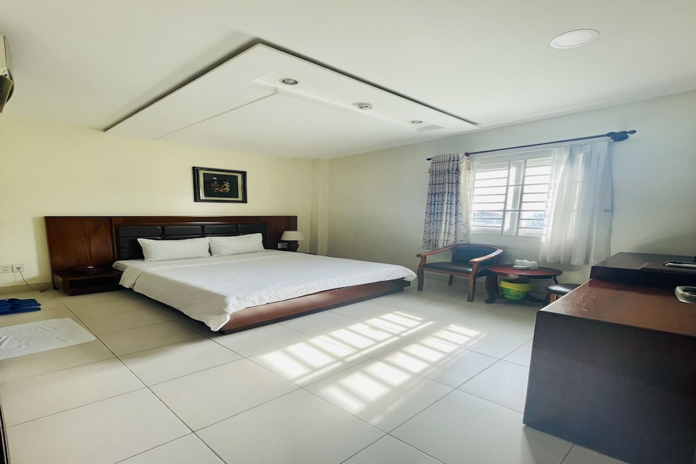 binh hung hotel