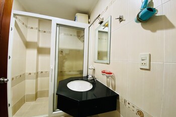 Binh Hung Hotel,Tan Binh>>Ho Chi Minh City,3 star