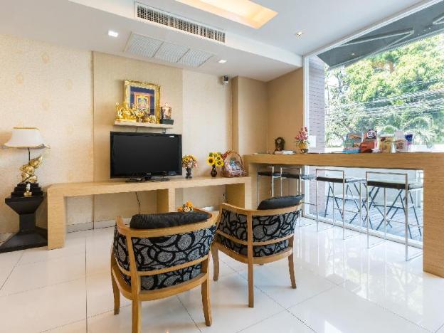 aryan suites