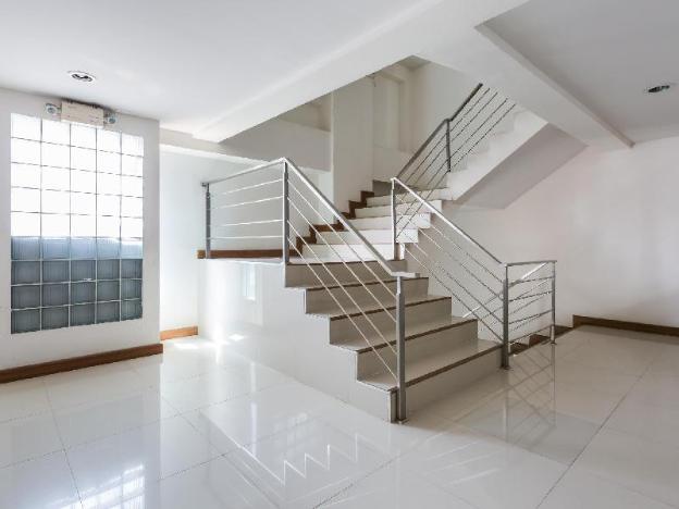 aryan suites